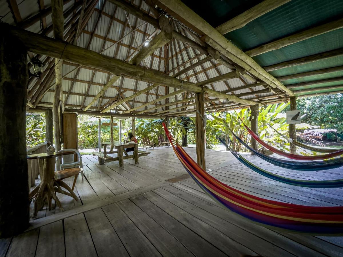 ホテル El Chontal Rincón エクステリア 写真